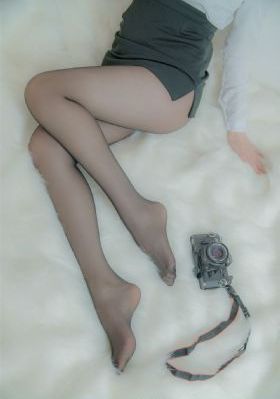 美女大胸脯_蓝光在线观看完整版