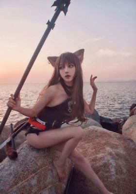 丰满少妇找男按摩师按摩_720手机免费观看完整